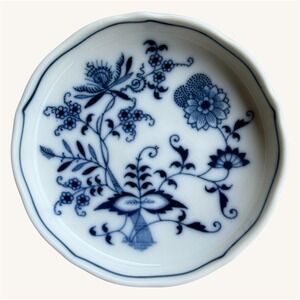 Vintage Blue Danube Coaster 3.5" Blue Onion Porcelain Early Banner Mark Japan
